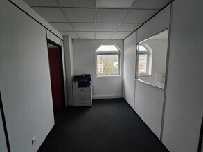 5 Rue Guy Moquet, Orsay à louer Photo intérieure– Image 2 sur 7