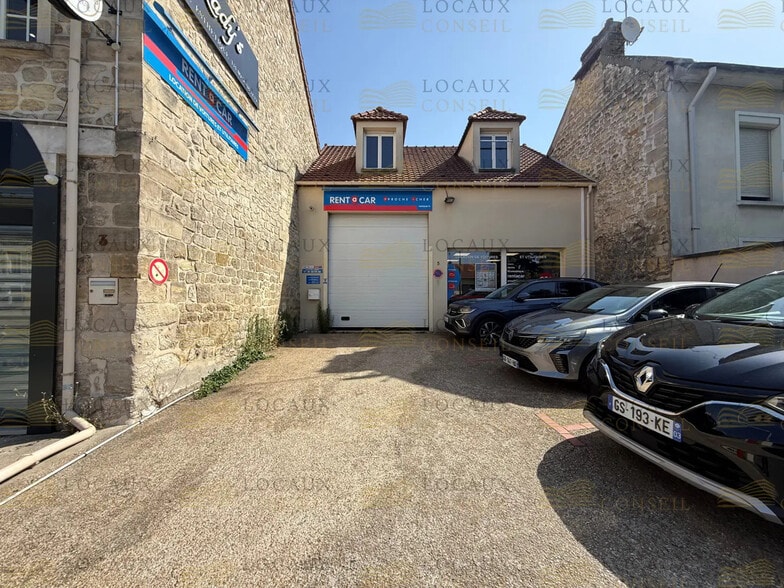 Local d'activités dans SAINT-OUEN-L'AUMONE à vendre - Photo de l’immeuble – Image 3 sur 7