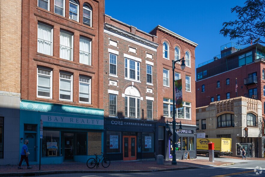 555 Congress St, Portland, ME à vendre - Photo de l’immeuble – Image 3 sur 3
