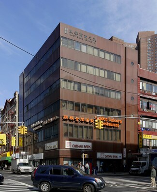 Plus de détails pour 16-18 E Broadway, New York, NY - Local commercial à louer