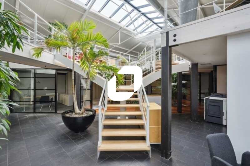 Bureau dans Courbevoie à louer - Photo de l’immeuble – Image 3 sur 13