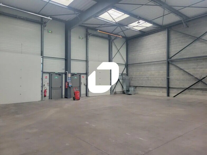 Bureau dans Les Sorinières à louer - Photo de l’immeuble – Image 2 sur 6