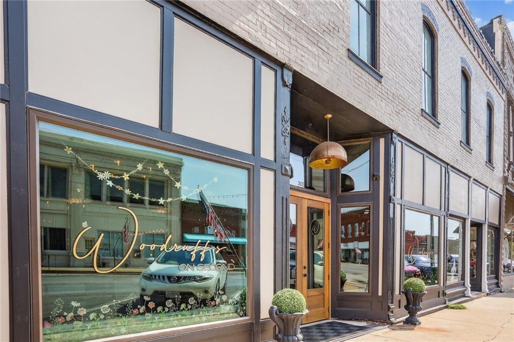 202 S 2nd St, Odessa, MO à vendre Photo principale– Image 1 sur 11