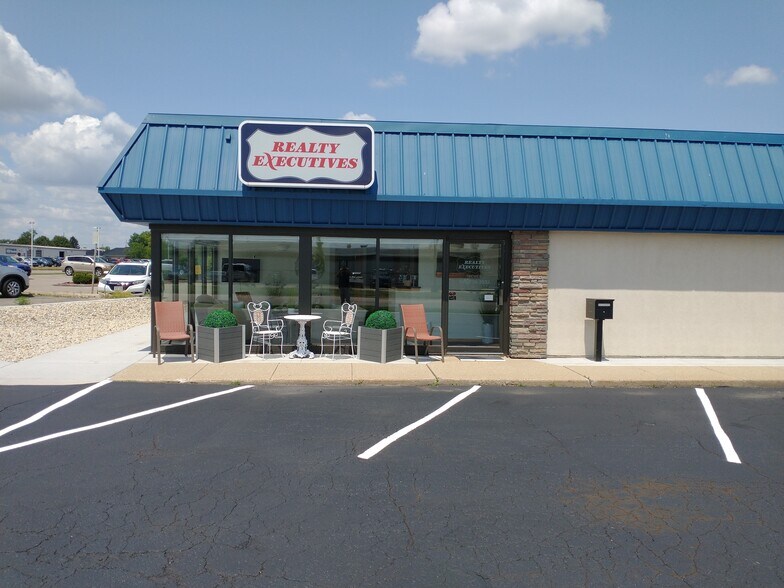 1521 Randolph Rd, Janesville, WI à louer - Photo de l’immeuble – Image 2 sur 9