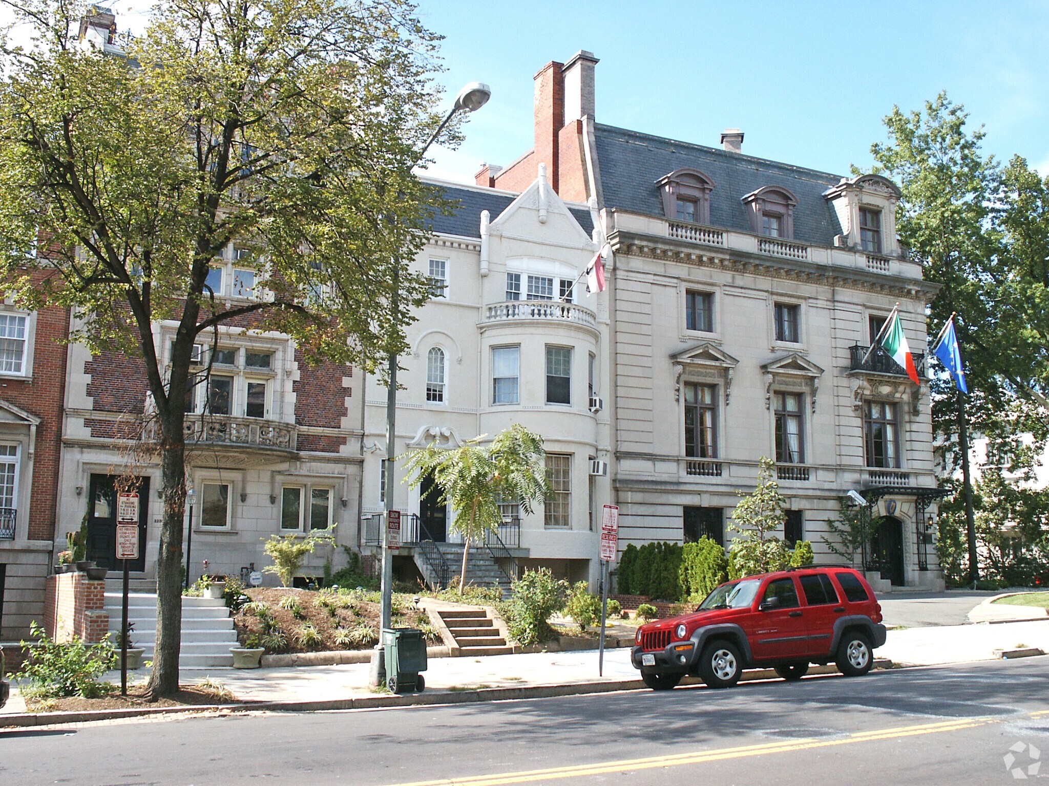 2232 Massachusetts Ave NW, Washington, DC à vendre Photo de l’immeuble– Image 1 sur 30