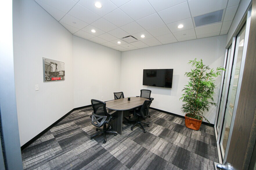 7707 National Tpke, Louisville, KY à vendre - Photo intérieure – Image 2 sur 23