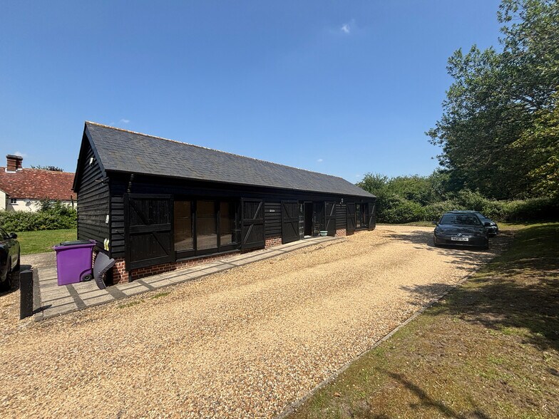 Meppershall Rd, Ickleford à vendre - Photo de l’immeuble – Image 3 sur 7