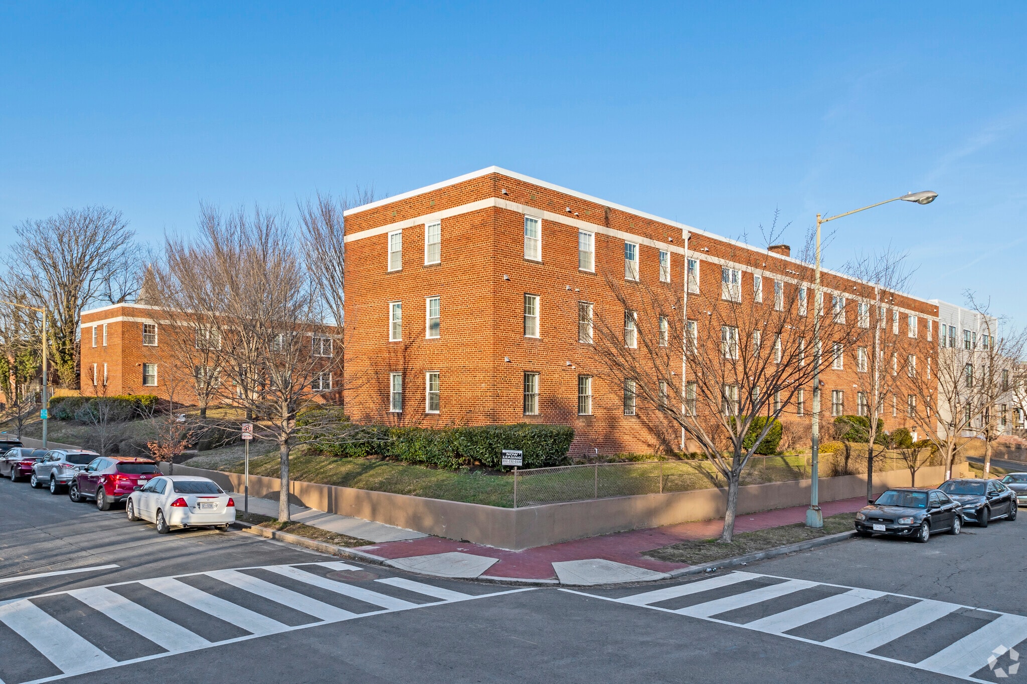201 16th St NE, Washington, DC à vendre Photo principale– Image 1 sur 14