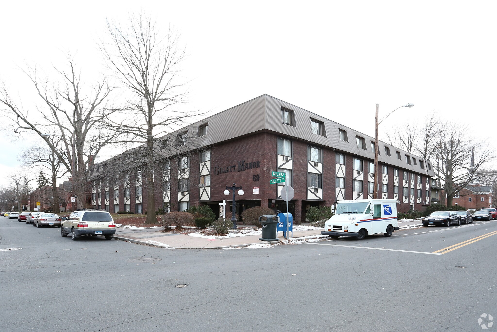 69 Gillett St, Hartford, CT à vendre Photo principale– Image 1 sur 4