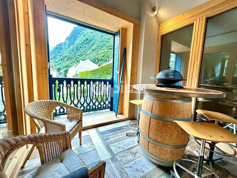 Bureau dans Cauterets à vendre - Photo de l’immeuble – Image 1 sur 9
