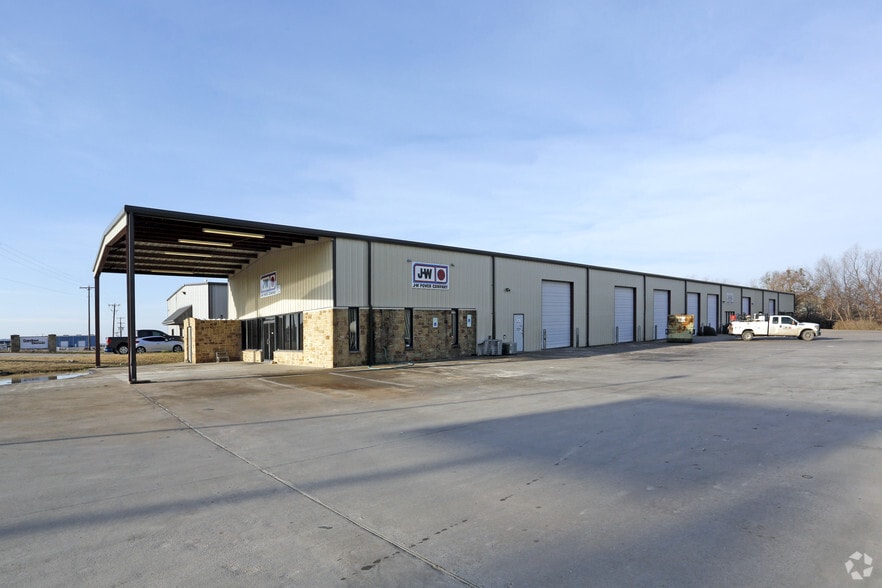 176 Bear Cat Rd, Aledo, TX à louer - Photo de l’immeuble – Image 2 sur 11
