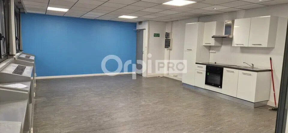 Bureau dans Villeurbanne à louer Photo de l’immeuble– Image 1 sur 11