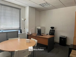 Local d'activités dans Dagneux à vendre Photo intérieure– Image 2 sur 2