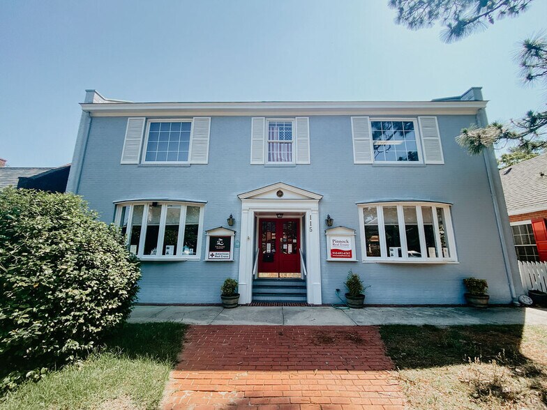 115 E Pennsylvania Ave, Southern Pines, NC à louer - Photo de l’immeuble – Image 3 sur 8