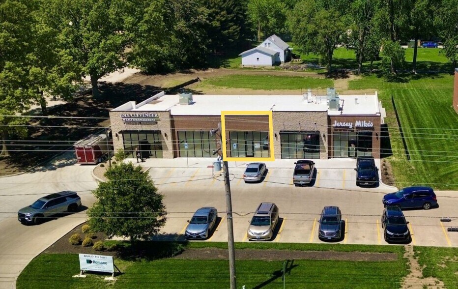 232 W Mound Rd, Decatur, IL à louer - Photo de l’immeuble – Image 1 sur 6