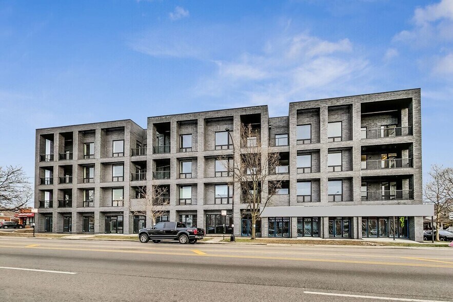 5235 N Western Ave, Chicago, IL à vendre - Photo de l’immeuble – Image 2 sur 11