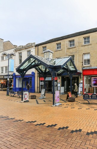 Plus de détails pour 1-19 Market Ave, Huddersfield - Local commercial à louer
