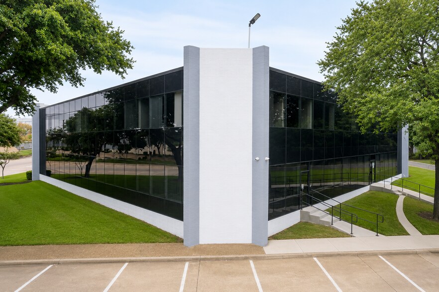 4320 N Belt Line Rd, Irving, TX à louer - Photo de l’immeuble – Image 3 sur 9