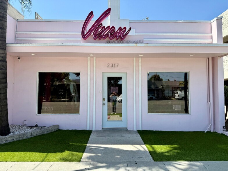 2317 W Magnolia Blvd, Burbank, CA à vendre - Photo de l’immeuble – Image 2 sur 11