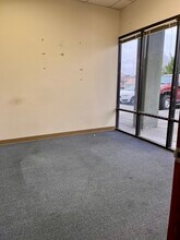 101 N Union St, Kennewick, WA à louer Photo intérieure– Image 2 sur 6
