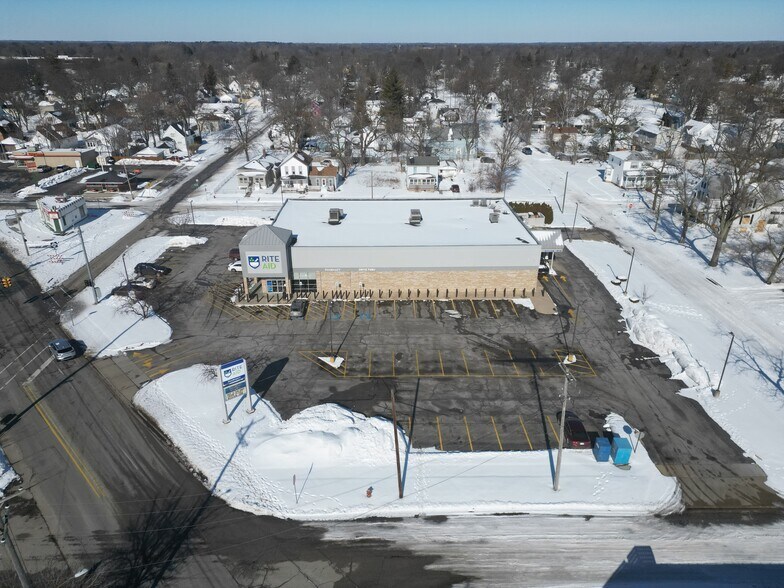 806 Gratiot Ave, Saginaw, MI à vendre - Photo de l’immeuble – Image 3 sur 4