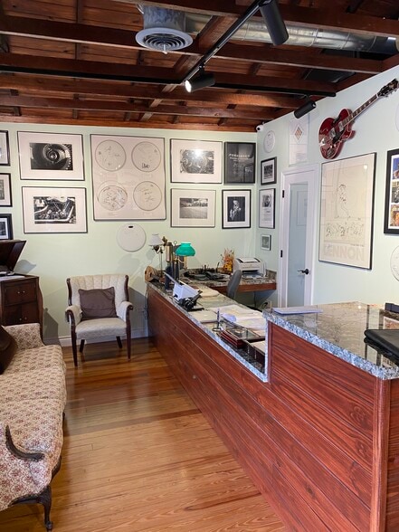 1217 E Broward Blvd, Fort Lauderdale, FL à louer - Photo de l’immeuble – Image 2 sur 72