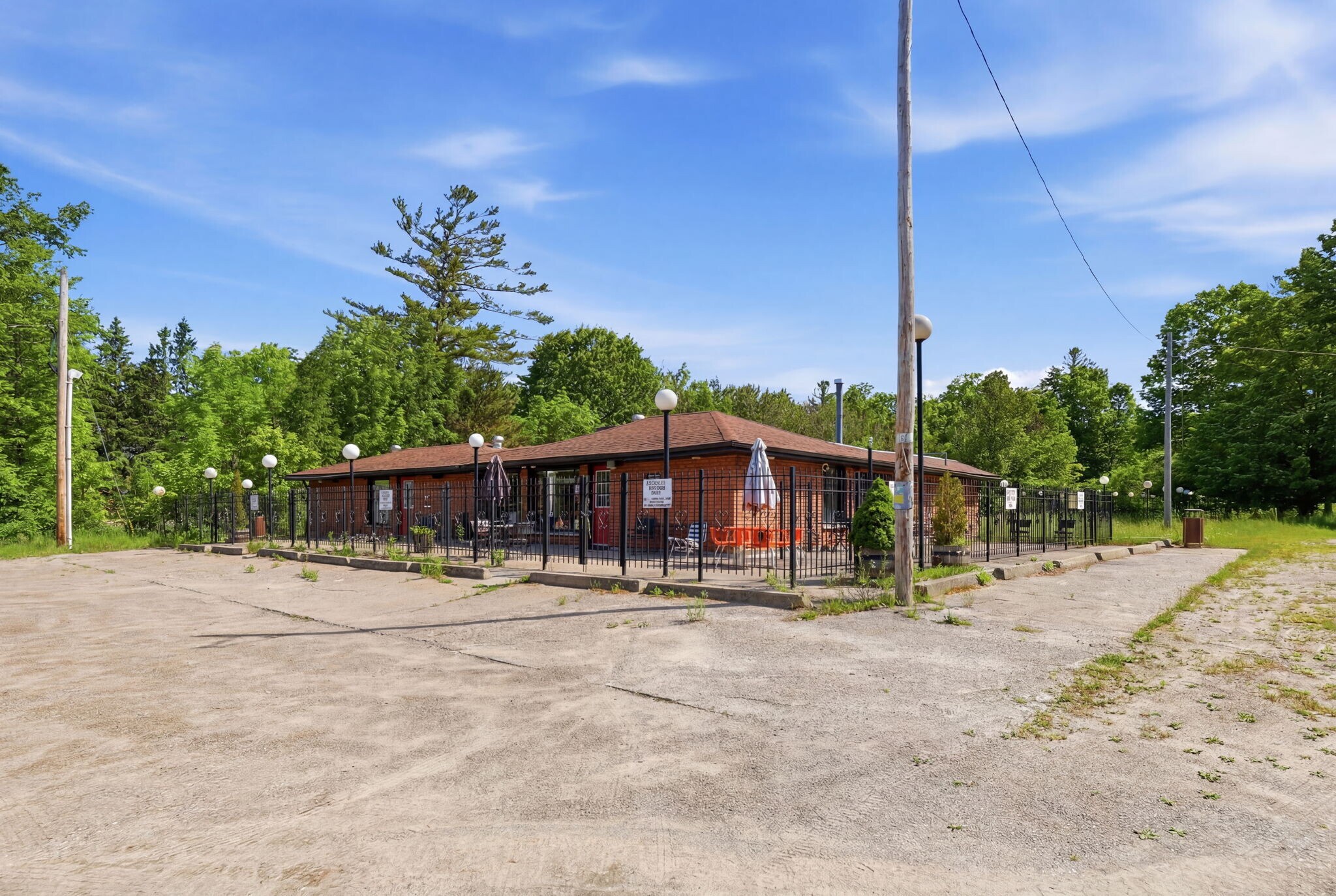 581 Tiny Beaches N Rd, Tiny, ON à vendre Photo principale– Image 1 sur 24