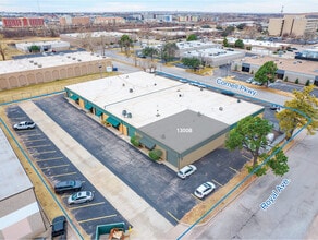 1300 Cornell Pky, Oklahoma City, OK à louer Photo intérieure– Image 1 sur 2