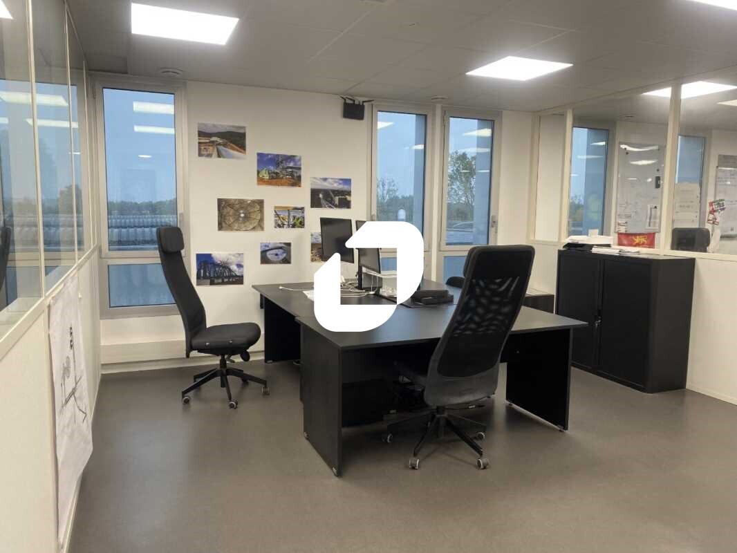 Bureau dans Mérignac à louer Photo intérieure– Image 1 sur 11