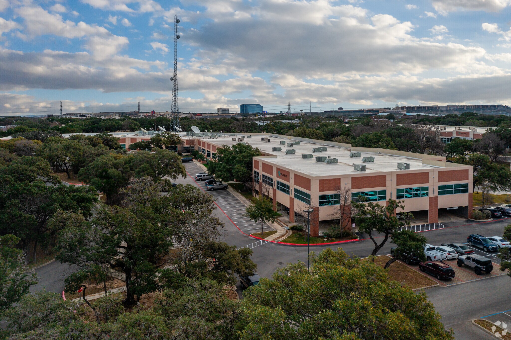 12451 Network Blvd, San Antonio, TX à louer Photo principale– Image 1 sur 7