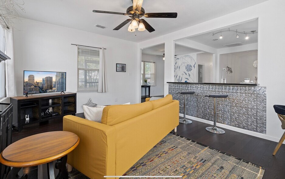 507 Blanco Rd, San Antonio, TX à vendre - Photo de l’immeuble – Image 3 sur 20