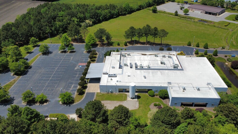 112 Corporate Dr, Elizabeth City, NC à vendre - Photo de l’immeuble – Image 2 sur 24