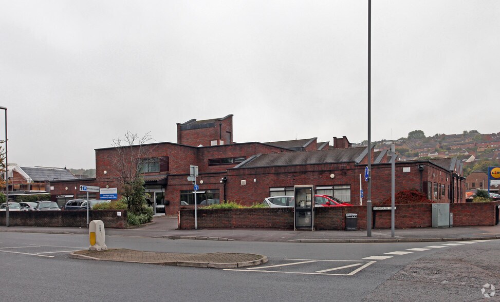 Desborough Rd, High Wycombe à vendre - Photo principale – Image 1 sur 15