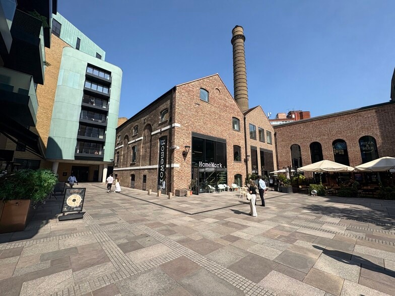 1 Bubbling Well Sq, Londres à louer - Photo principale – Image 1 sur 1