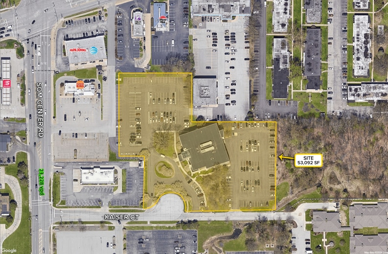 35000 Kaiser Ct, Willoughby, OH à louer - Aérien – Image 2 sur 17