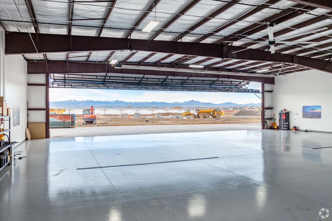 3000 Airport Dr, Erie, CO 80516 - Lot 202 - - Photo intérieure - Image 1 of 16