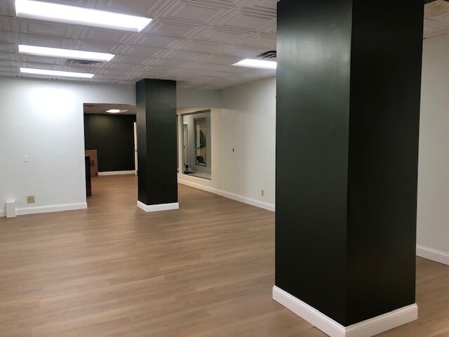 815 E Superior Ave, Cleveland, OH à louer Photo intérieure– Image 1 sur 7