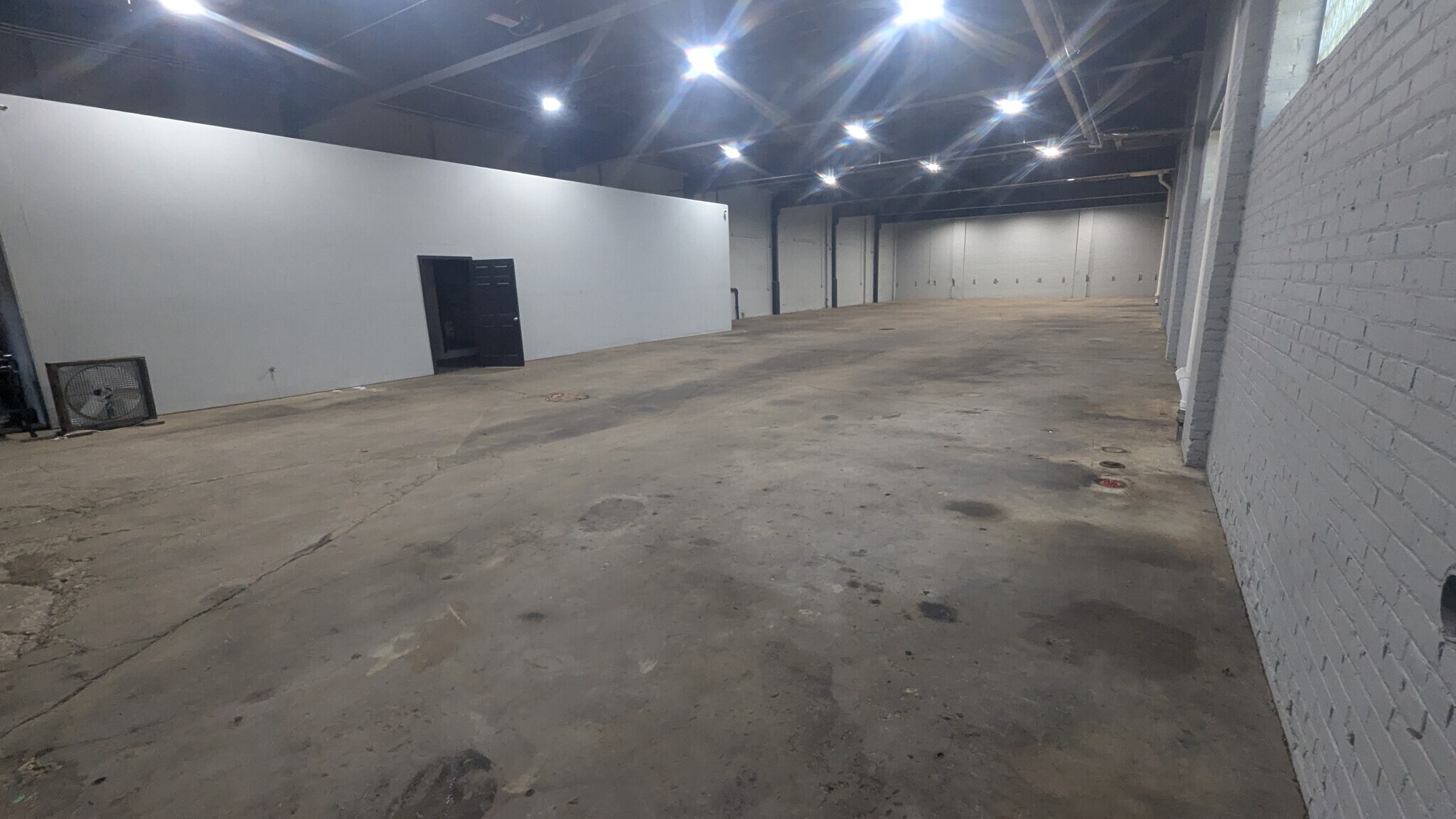 2662 E 69th St, Cleveland, OH à louer Photo intérieure– Image 1 sur 10