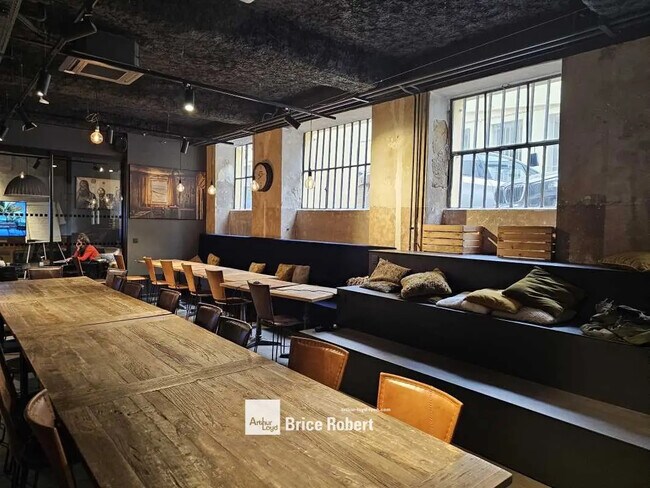 Plus de détails pour Bureau à vendre