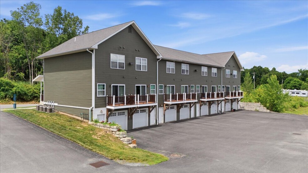 1A Brickyard Rd, Mechanicville, NY à vendre - Photo de l’immeuble – Image 3 sur 20