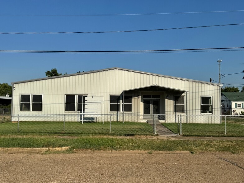 916 N Longview St, Kilgore, TX à vendre - Photo principale – Image 1 sur 24