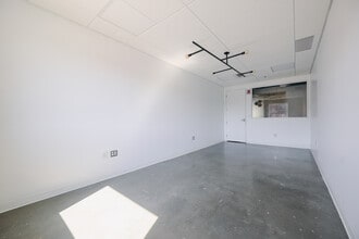 7236 St Waverly, Montréal, QC à louer Photo intérieure– Image 1 sur 6