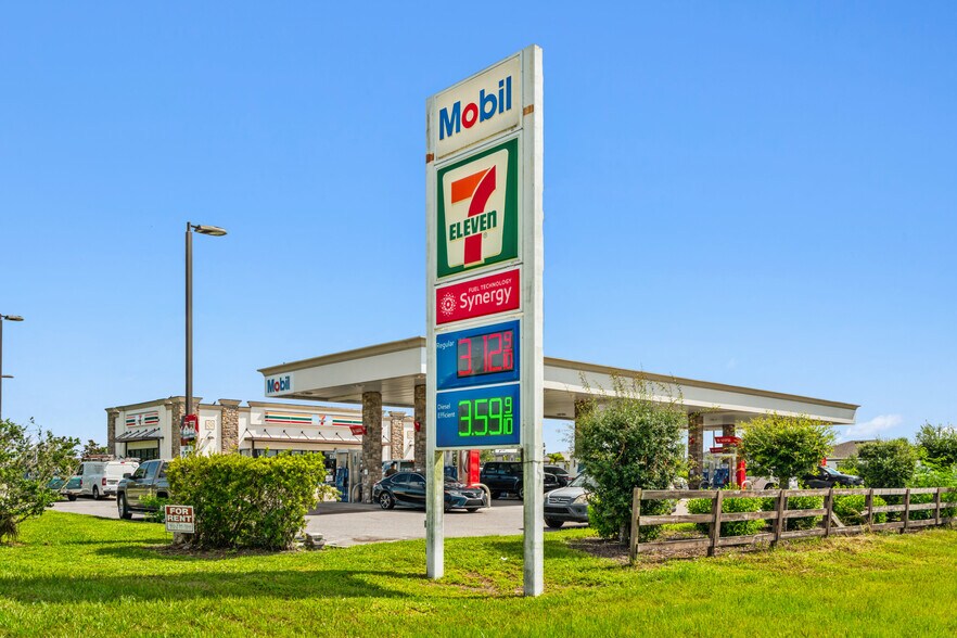 4920 Moccasin Wallow Rd, Palmetto, FL à vendre - Photo de l’immeuble – Image 2 sur 5