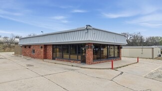 Plus de détails pour 700 N 1st St, Ponca City, OK - Local commercial à louer