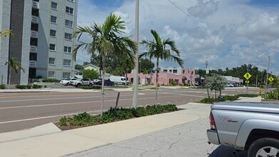 7310-7316 Central Ave, Saint Petersburg, FL à louer - Vidéo sur l’annonce professionnelle 