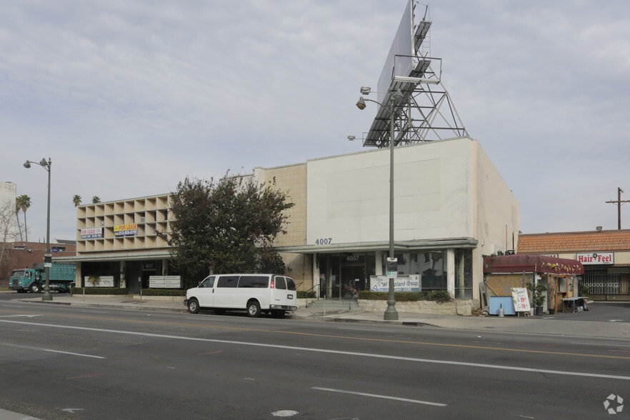 4007-4009 Wilshire Blvd, Los Angeles, CA à louer - Photo principale – Image 1 sur 12