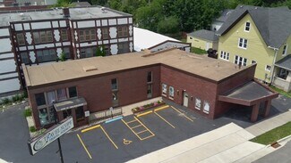 Plus de détails pour 425 E Milwaukee St, Janesville, WI - Bureau à vendre