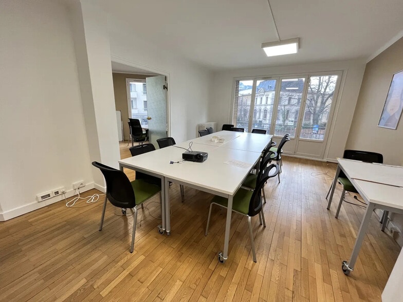 11 Boulevard Decouz, Annecy à louer - Photo de l’immeuble – Image 2 sur 8