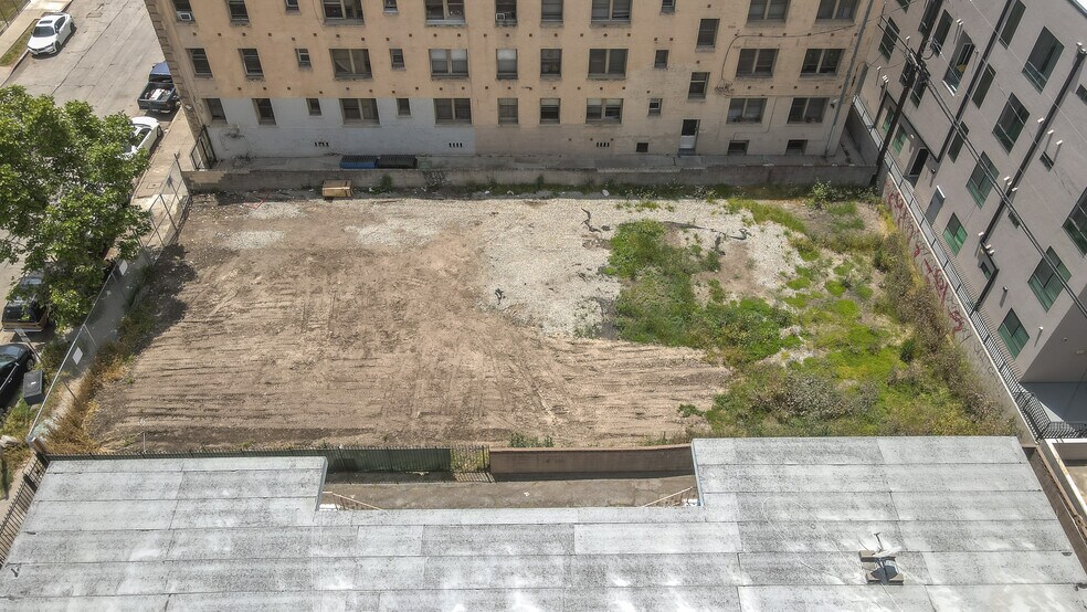 933 S Gramercy Pl, Los Angeles, CA à vendre - Photo de l’immeuble – Image 2 sur 14