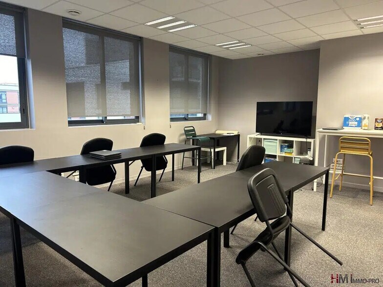 Bureau dans Le Havre à louer - Photo de l’immeuble – Image 3 sur 15